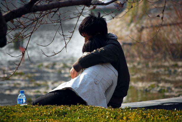 young-couple-29612910120524ed